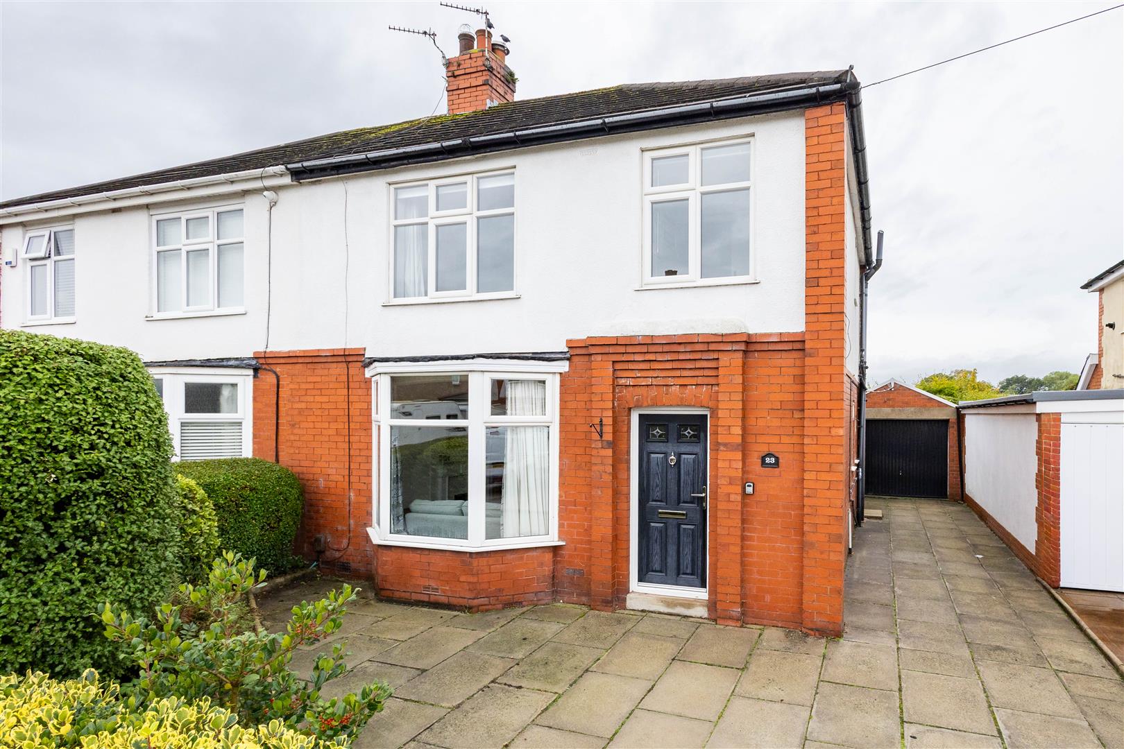 3 bed property in Yewlands Avenue, Leyland